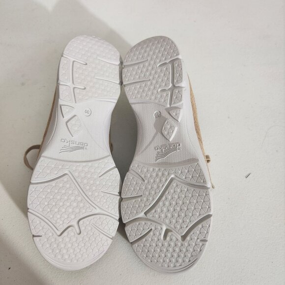 Dansko Comfortable Beige Leather Sneakers With Perforated Design & Lace-Up EU 39 - Picture 12 of 14